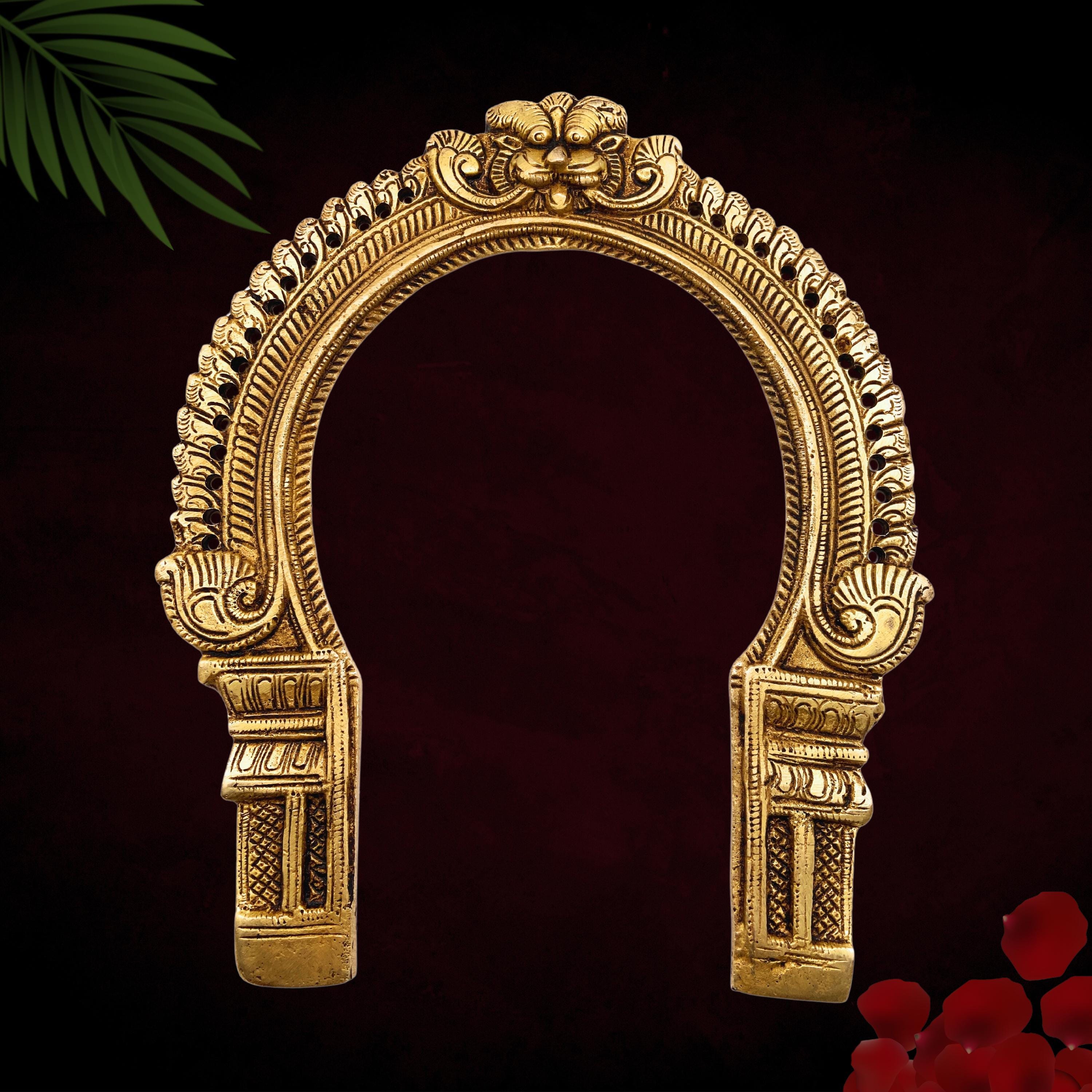 Bhunes Brass Prabhavali Frame Arch Wall Hanging Traditional Prabhawal For Temple Home Decor Prabhawali For Diety Prabhaval,Gold, 9 Inch