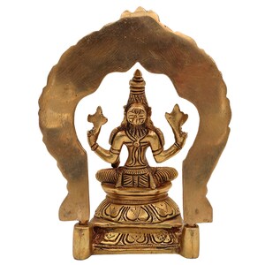 Brass Mookambika Devi Idol: Adi Shakti / Parvati Murti para Pooja y Gifting. imagen 5