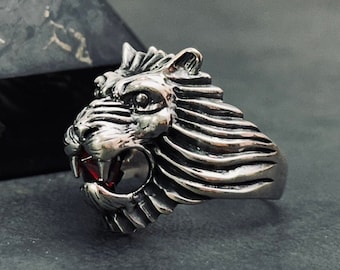 Men's Sterling Silver Lion Ring, Engraved CZ Gemstone (Handmade)
