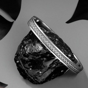 Hand Cuff Engraved By Silver Craftsmen Special Tire Design Sterling Hand Cuff Bracelet Unisex