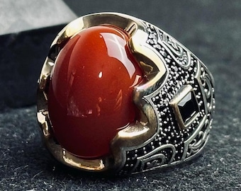 Red Yemeni Aqeeq Ring: Oval Agate Stone, Sterling Silver