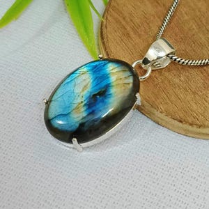 Labradorite Pendant 925 Sterling Silver Pendant Natural Blue Fire Labradorite Gemstone Huge Gemstone Silver Necklace Giftable Jewelry