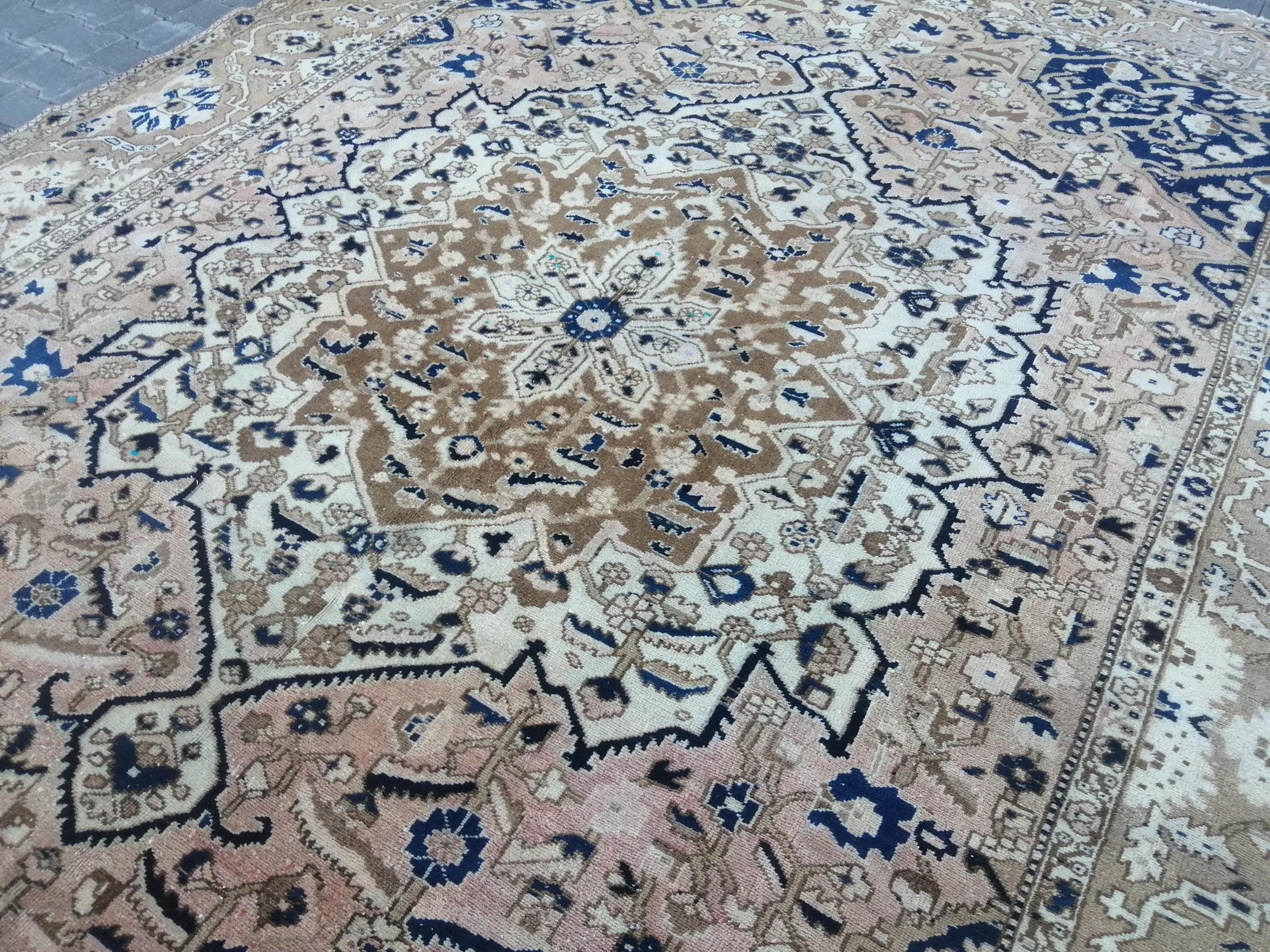 Hand-Knotted Wool Persian Rug 9.5x12.3 Ft Vintage Turkish Heriz Antique