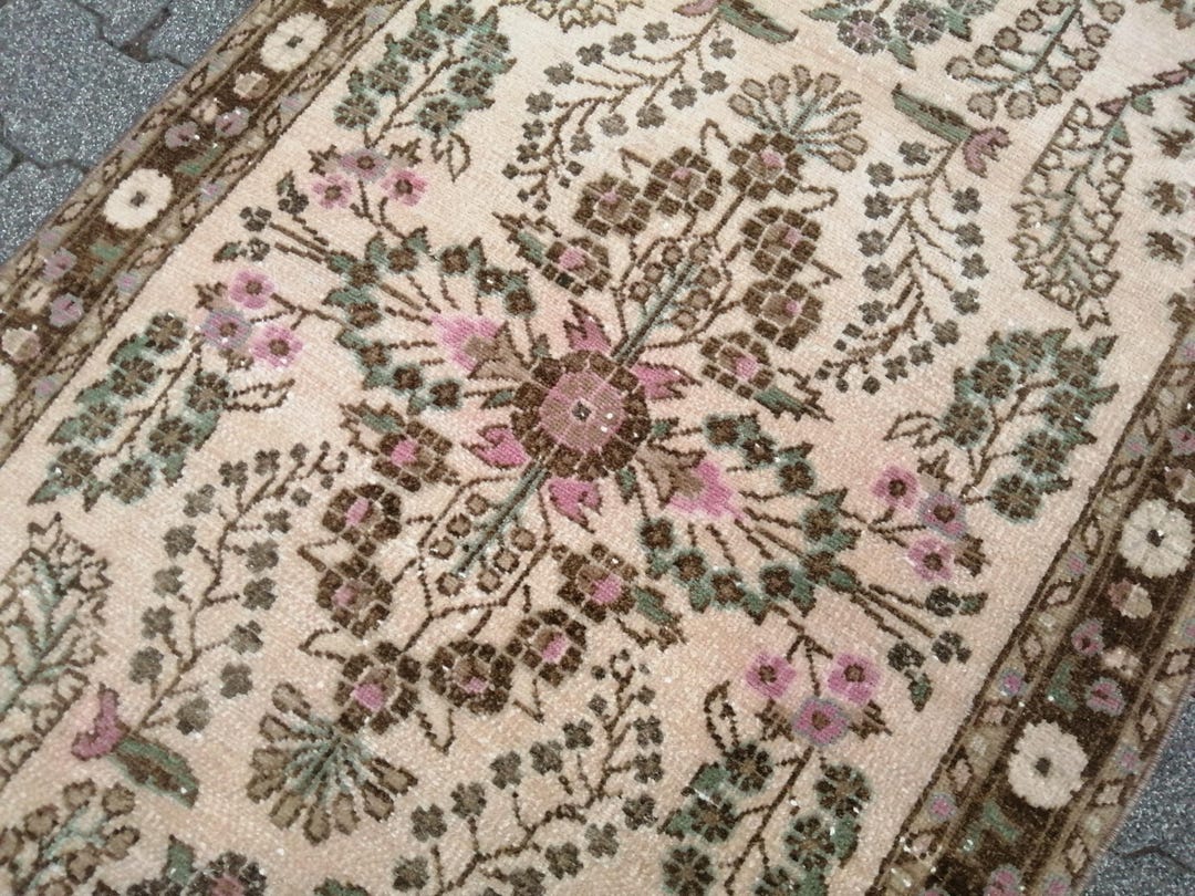 Pink Turkish Rug Pattern Vintage Rug Turkish Rug, Pink Floral Pattern Rug- 2.6x4.5 Vintage Decor ...