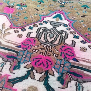 Persian Rug - Turkish Vintage Rug - Hand Knotted rug - Oriental Rug - Rose Pattern Pink Rug - Wool Rug Antique Persian Rug 3.3x5 Ft rug