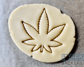 Cookie cutter cannabis hemp leaf 10 cm high cookie cutter, different colors possible. Cookie cutter for cookies, biscuits, dough, dough