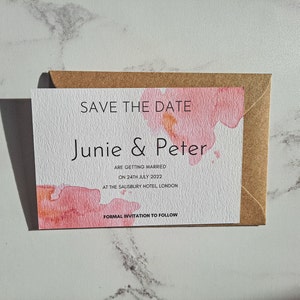 Moderne Save The Date Kaarten, Roze Aquarel Save The Dates, Aangepaste Save The Date, afgedrukt 100 x 148mm, Minimale Save The Date Sjabloon