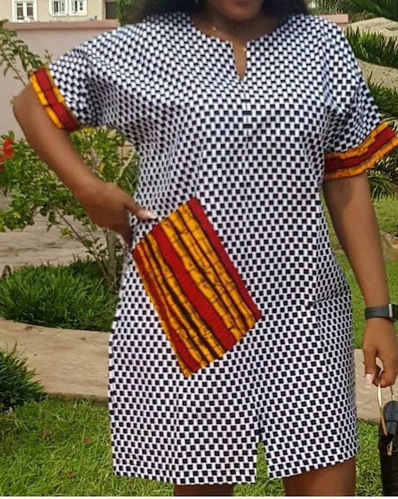 Neyekafashion sur Instagram : Dress TARIE. . NOW AVAILABLE FOR ORDER PRICE  NGN 10000. … | African design dresses, African dresses for women, African  clothing styles