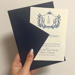 Partecipazione ROYAL BLU, partecipazione nozze con busta blu navy, carta martellata, ceralacca