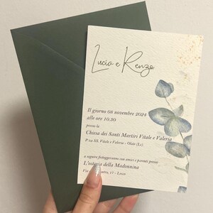Partecipazione EUCALYPTUS, partecipazione nozze con busta verde foresta, carta martellata, ceralacca