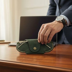 006 - Glasses Leather Cover - PDF Pattern