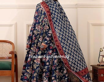 Floral Printed Navy Blue Rayon Anarkali Kurta Set | Indian Ethnic Dress