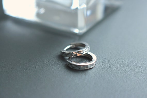 Diamond Pattern Small Huggie Hoop Earrings, Solid Silver Geometric Earrings For Women, S925 Jewellery
