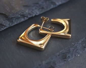 Gold Plated Geometric Earrings: Minimalist Square Jewellery