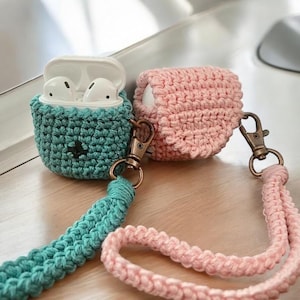 Crochet AirPod case, Airpod 2 case, Airpod case, Airpod carrying case, earbud holder, earbud pouch, unique gifts, gifts under 25, teen gifts