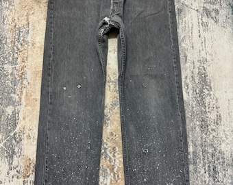 Vintage Levi’s 501 Distressed Pokdot small White Black faded jeans denim regular straight cut W34