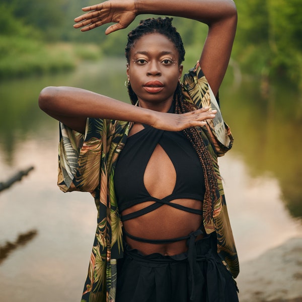 Black yoga top discount