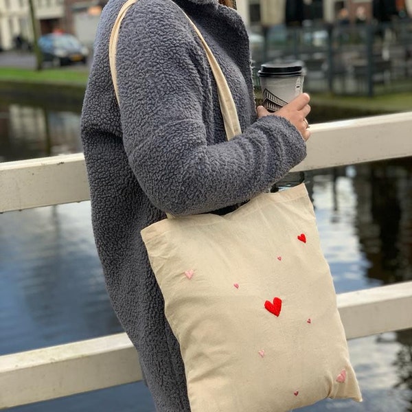 Tote bag hearts ‘love’