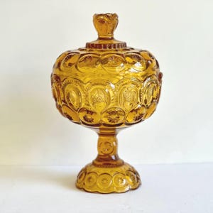 LE Smith Moon and Stars Amber Pedestal Compote Lidded Candy Dish Mid Century Decor Shelf Decor