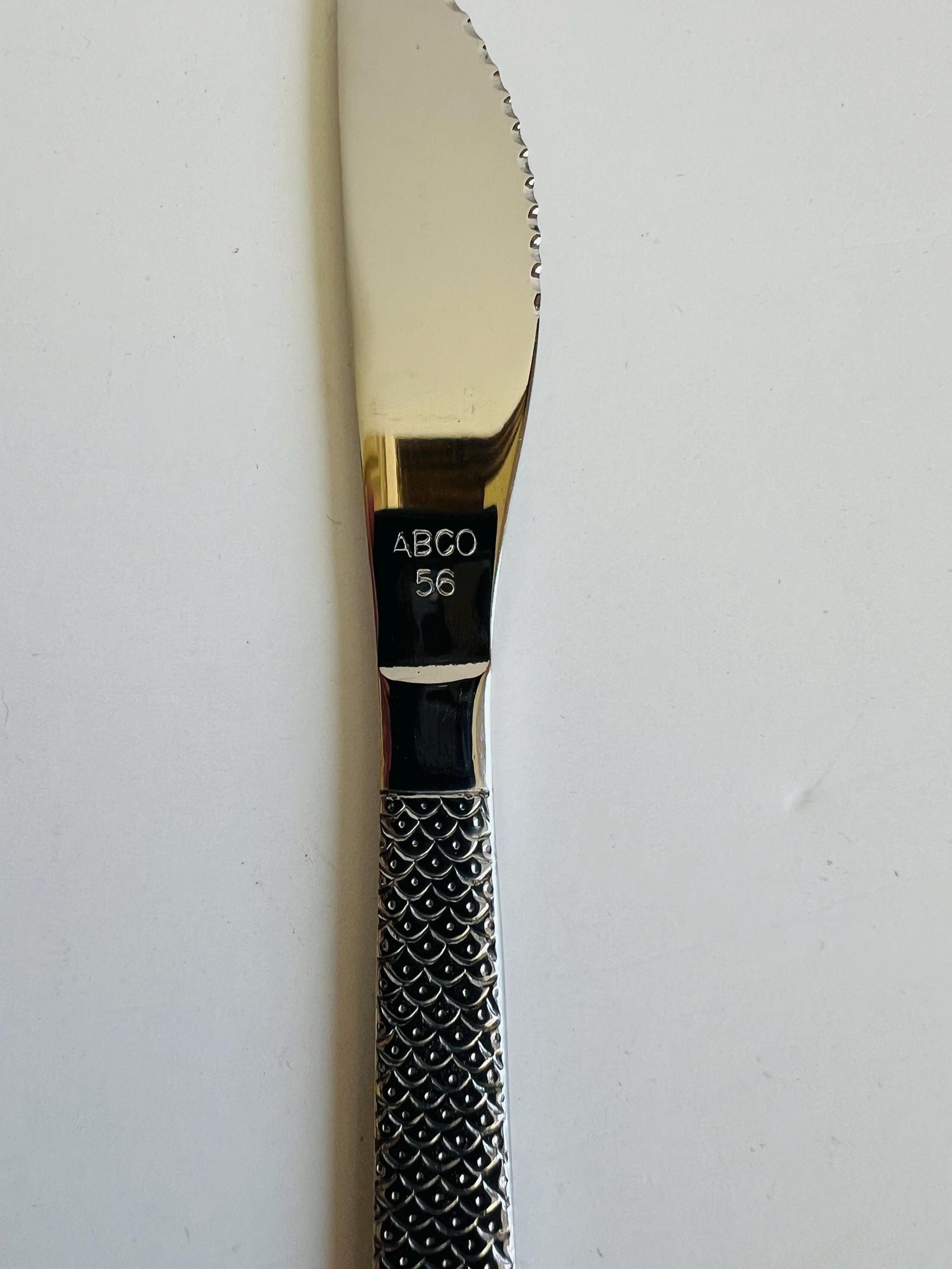 Vintage United Airlines Logo Knives, Airline Memorabilia