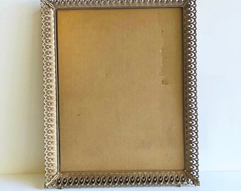 Vintage Ornate Feligree Metal Picture Frame, Vintage Wedding Decoration, Easel Broken
