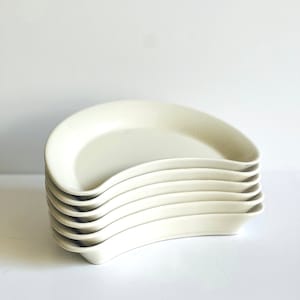 Vintage Hall USA Cresent Shape Baking Dish White Ironstone Restaurant Ware