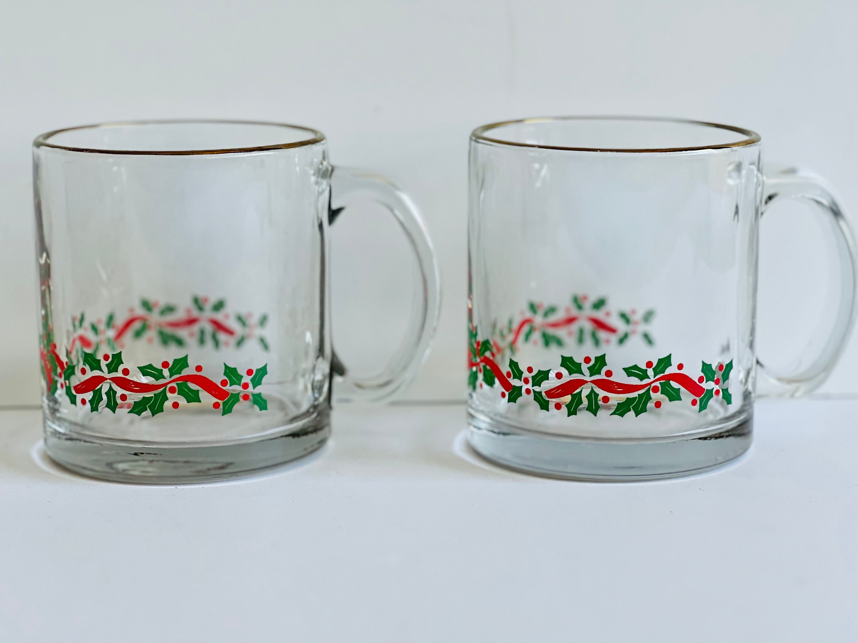 Holly and Berry Large 12 Oz. Clear Glass Christmas Mugs With Gold Rim, Set  of 2/made in USA 