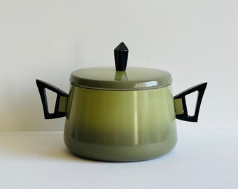 Vintage Enamelware Saucepan Green Fondue Lidded Enamel Pot Retro Kitchen Decor Indoor Garden Planter