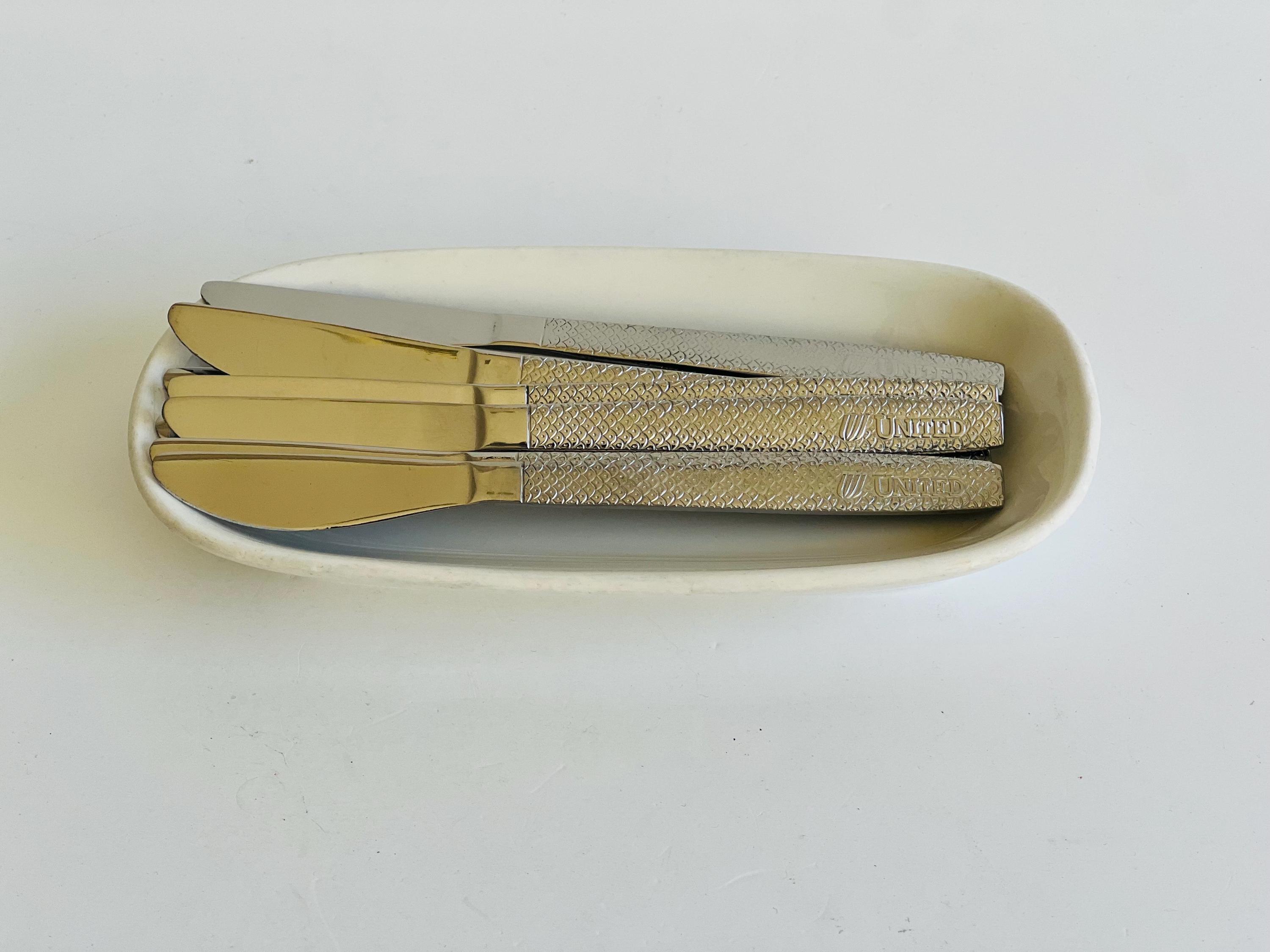 Vintage United Airlines Logo Knives, Airline Memorabilia