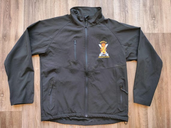 Result Performance Black Softshell Jacket – Retro… - image 1