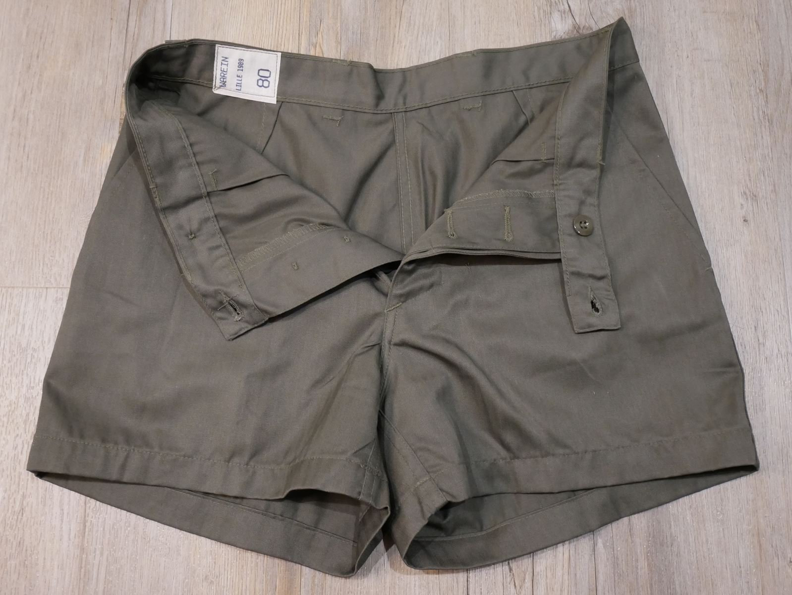 80s VINTAGE CHINO SHORTS ARMY KHAKI USA製 Vintage French Army Green Military Shorts 80s-90s | NATO