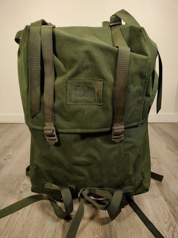 Sac à Dos Militaire Millet Vintage – Années 1950, TTBE, Rare, état D'usage