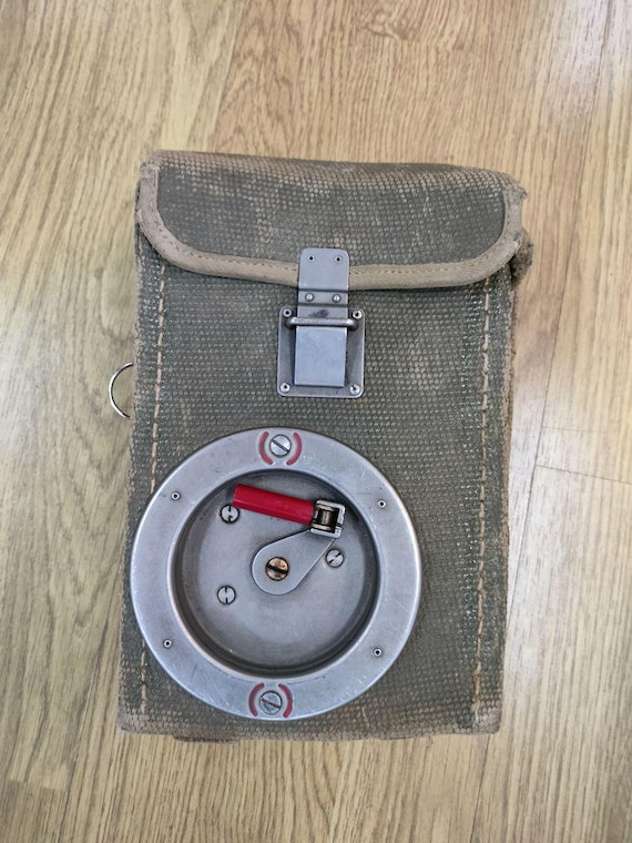 Téléphone de campagne de l'armée suisse M50 feld telefone