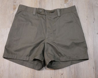 short militaire