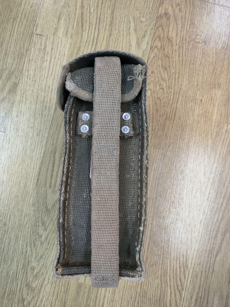 Swiss Army M50 field telephone image 2