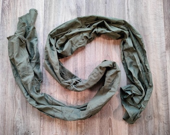 Bufanda del ejército francés. Bufanda militar vintage verde caqui del ejército francés. Bufanda sahariana auténtica.