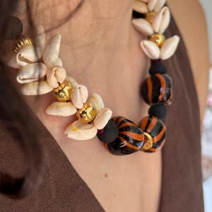 Seashell Necklace, Summer Necklace, Gemstone Necklace, Super Chunky Beaded Choker, Beach Necklace , Shell Statemen Necklace, Shell Bracelet