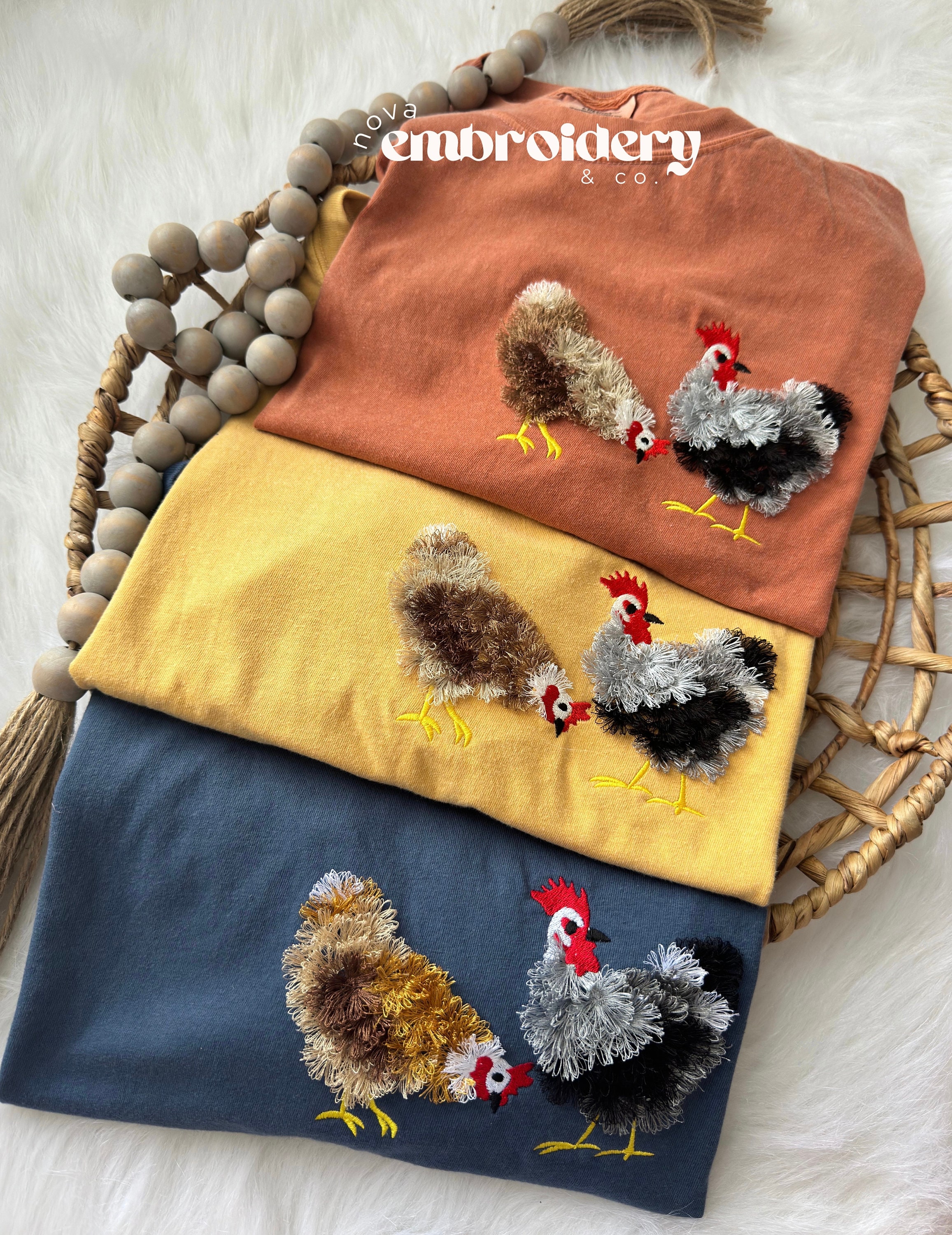 T-shirt pluizig kip, geborduurd kipshirt, cadeaus kipliefhebber, cadeau voor kippenliefhebbers, kip geobsedeerd, geschenken, kippenliefhebbers