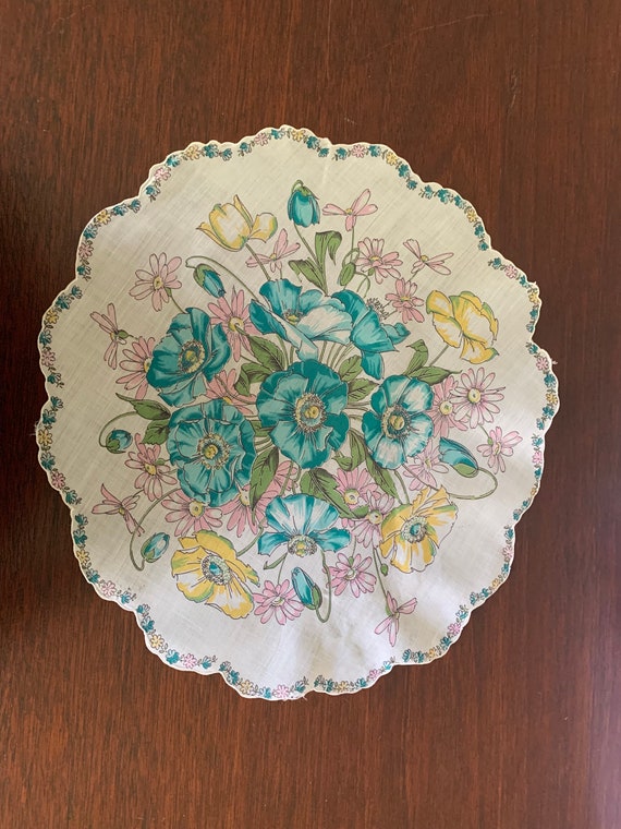 Vintage Floral Print Round Handkerchief with Scall