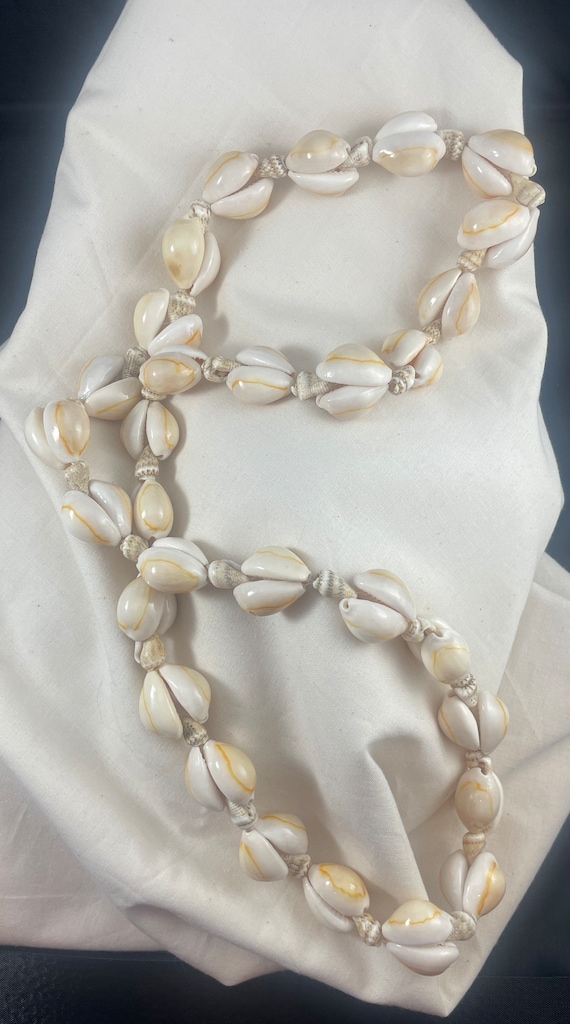 Vintage Cowrie Shell Necklace