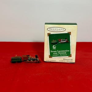 The General - Miniature Steam Locomotive and Tender Lionel Train - 2002 Hallmark Ornament