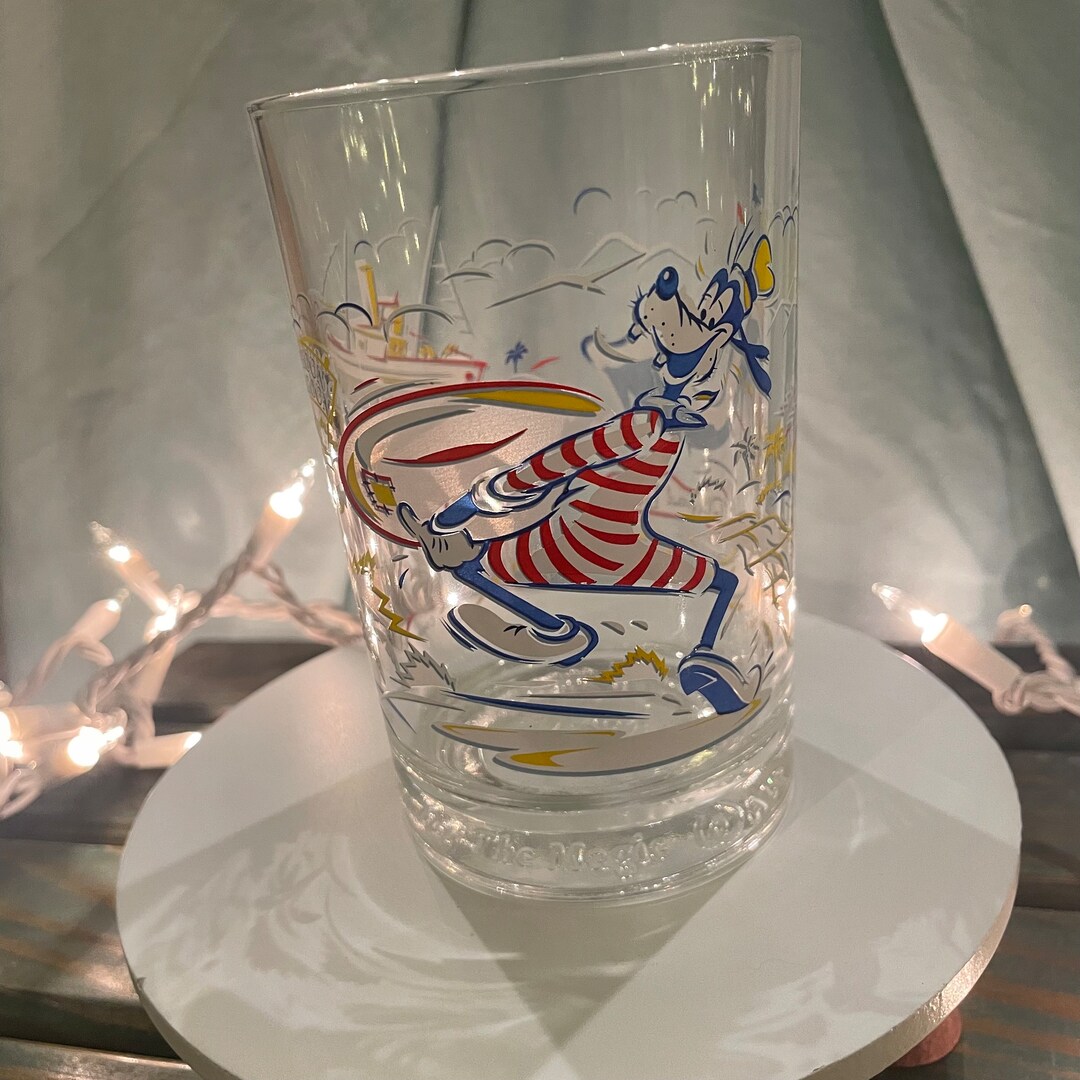 Disney 25th Anniversary Glass - Goofy Typhoon Lagoon - Etsy