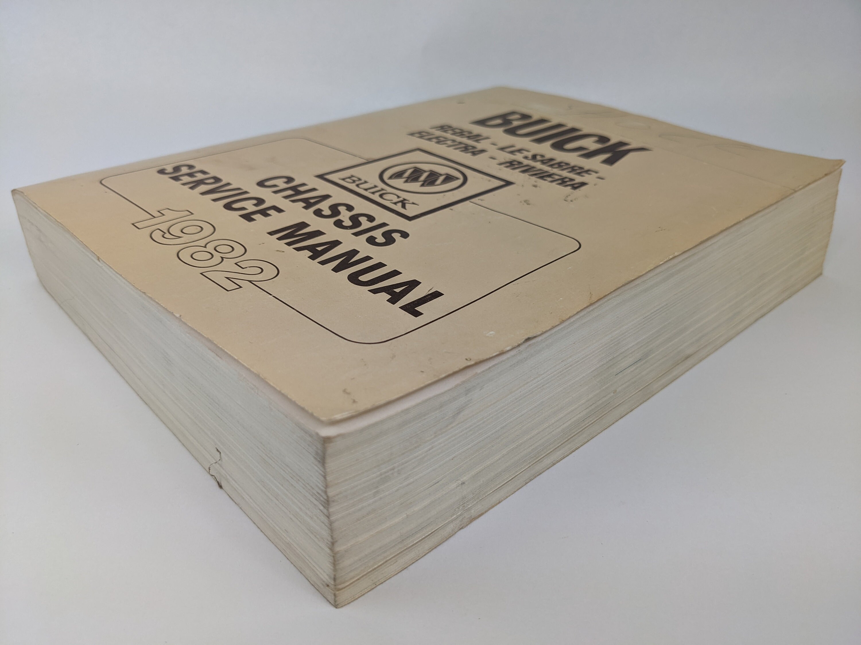 1982 Buick Regal Lesabre Electra Riviera Chassis Repair Shop Manual