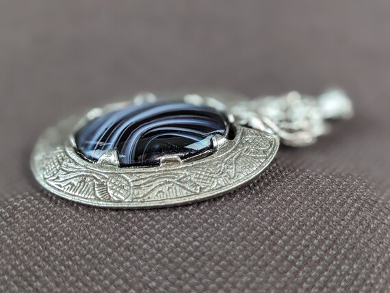 Vtg MIRACLE Silver Tone Blue Stripe Porphyry Glas… - image 4