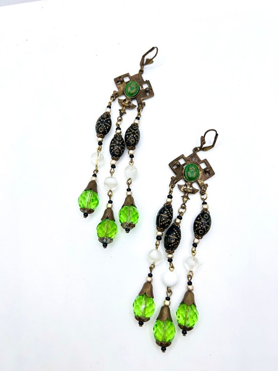 Art deco earrings and necklace