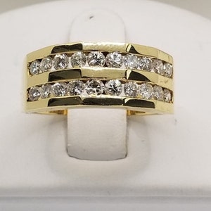 14 Karat Yellow Gold Diamond Ring 1.20 Carats image 1