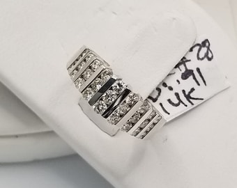 14 Karat White Gold Diamond Wedding Band Ring .91 Carats