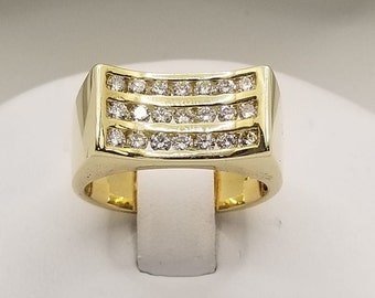 14 Karat Yellow Gold Diamond Ring 1.20 Carats