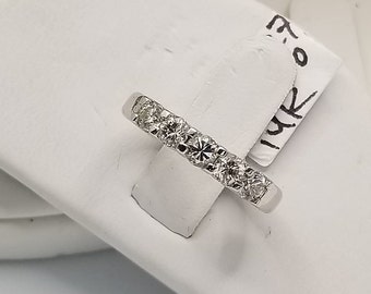 14 Karat White Gold Diamond Wedding Band Ring .70 Carats