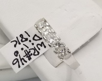 18 Karat White Gold Diamond Wedding Band Ring 1.0 Carats